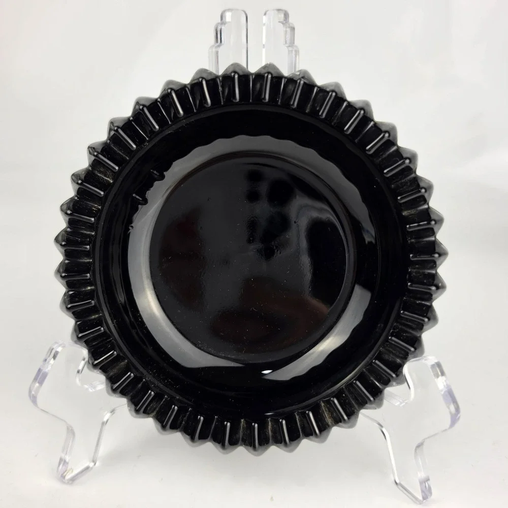 Tiara Exclusive Cameo Black Diamond Point Ashtray Trinket‎ Dish Gothic MCM